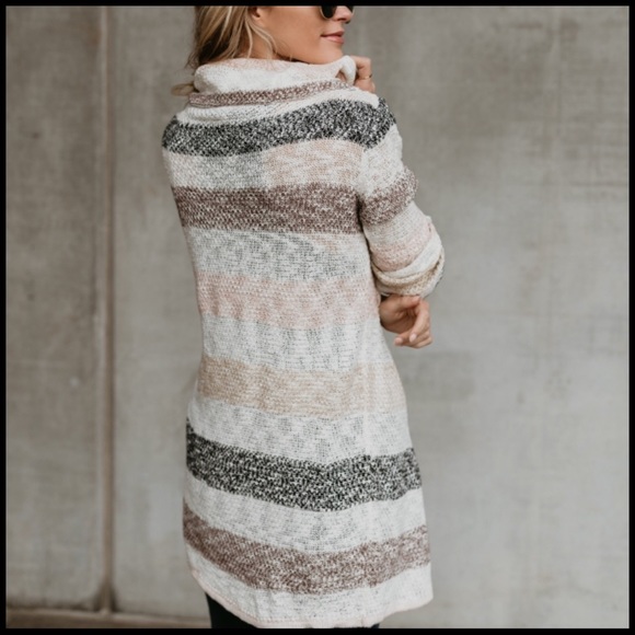 Subtle Stripes Cardi - Picture 5 of 7